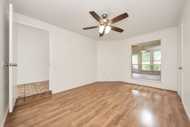 4306 Shady Springs Drive, Seabrook, TX 77586