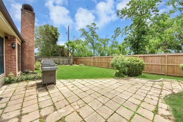 4306 Shady Springs Drive, Seabrook, TX 77586