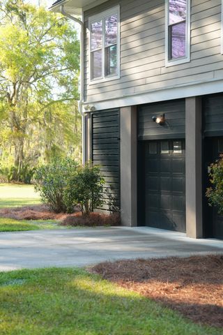 6042 Pawlett Blake Lane, Wadmalaw Island, SC 29487