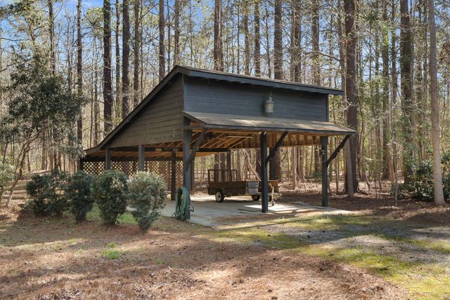 6042 Pawlett Blake Lane, Wadmalaw Island, SC 29487