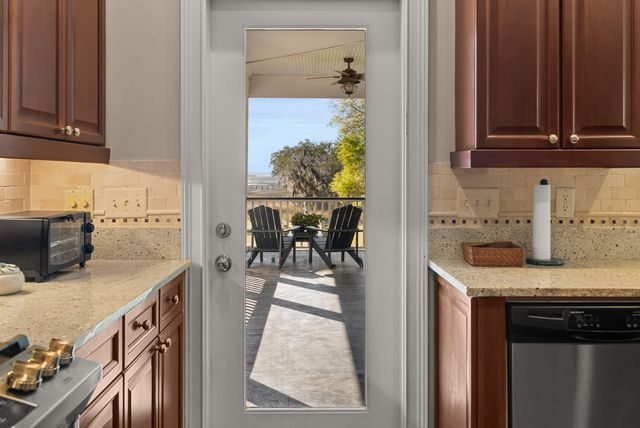 6042 Pawlett Blake Lane, Wadmalaw Island, SC 29487