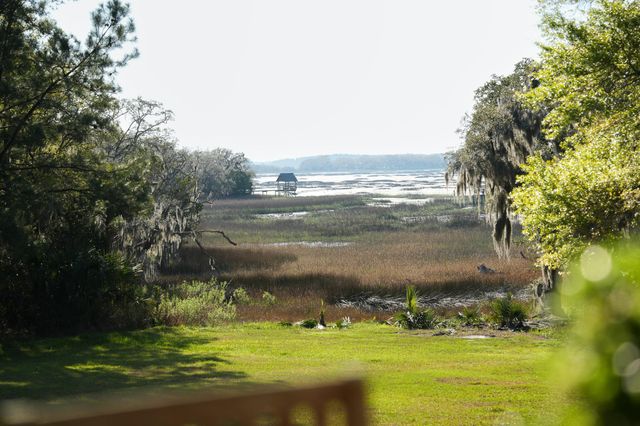 6042 Pawlett Blake Lane, Wadmalaw Island, SC 29487