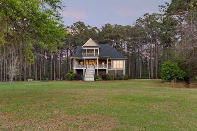 6042 Pawlett Blake Lane, Wadmalaw Island, SC 29487