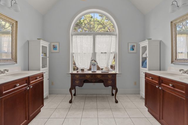 6042 Pawlett Blake Lane, Wadmalaw Island, SC 29487