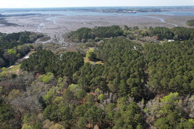 6042 Pawlett Blake Lane, Wadmalaw Island, SC 29487