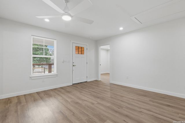 1422 Kayton, San Antonio, TX 78210