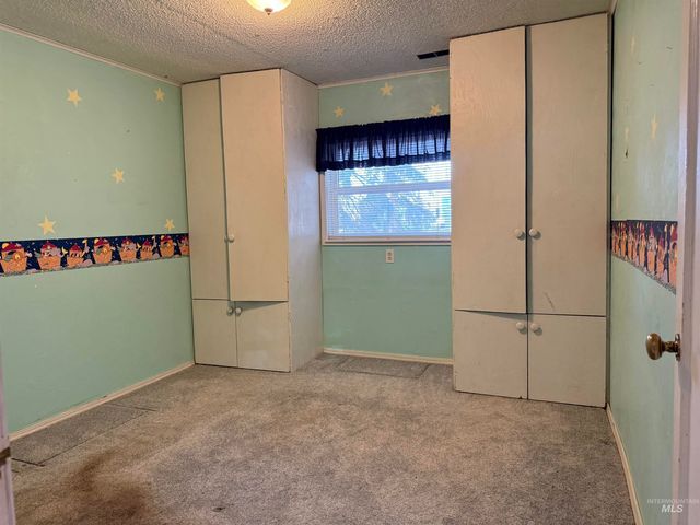 2395 Villard St, Pomeroy, WA 99347