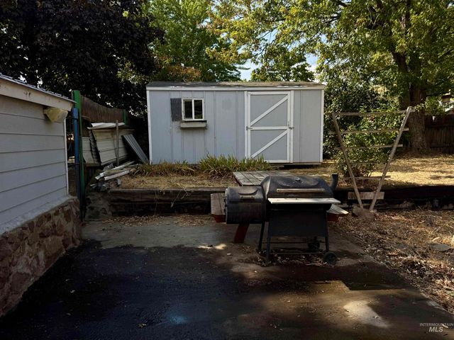 2395 Villard St, Pomeroy, WA 99347