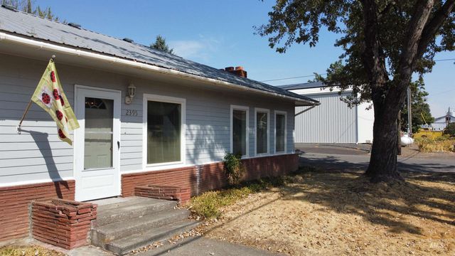 2395 Villard St, Pomeroy, WA 99347