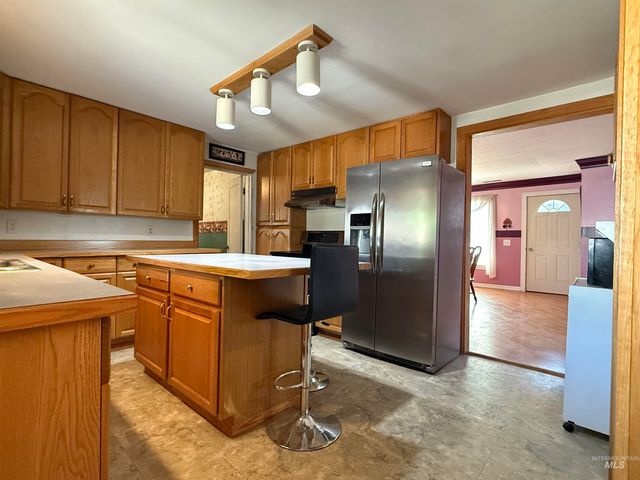 2395 Villard St, Pomeroy, WA 99347