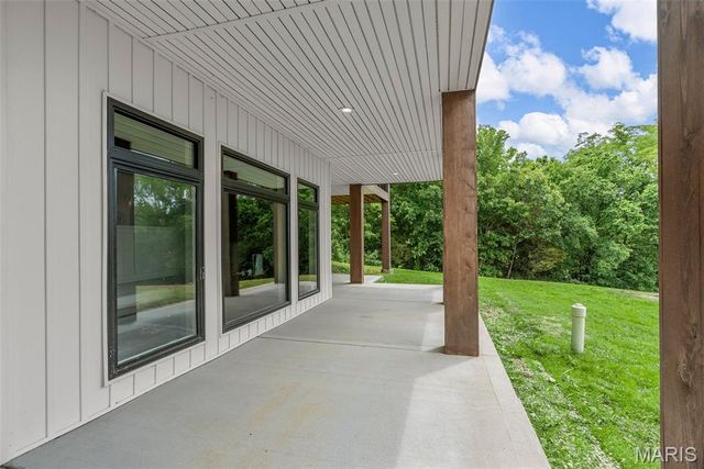 22206 Tree Farm Road, Hermann, MO 63383