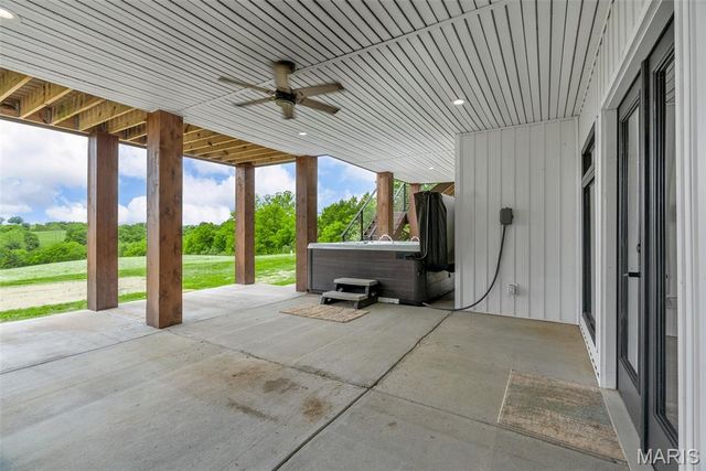 22206 Tree Farm Road, Hermann, MO 63383