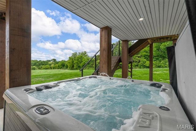 22206 Tree Farm Road, Hermann, MO 63383