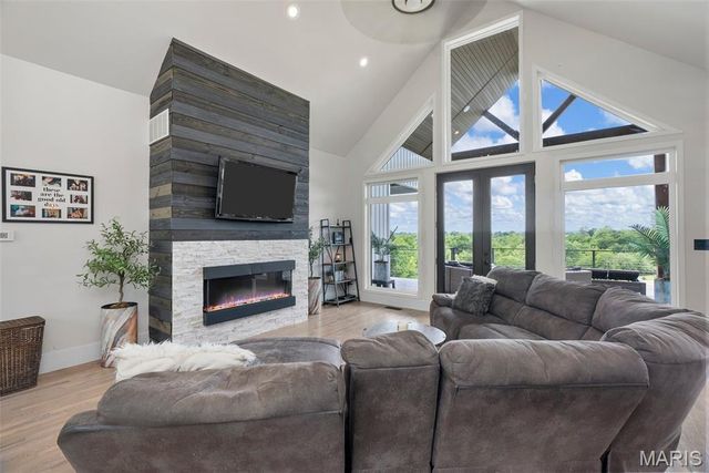 22206 Tree Farm Road, Hermann, MO 63383