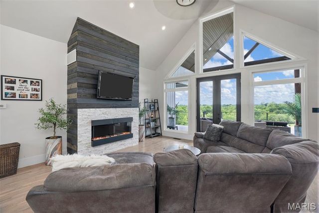 22206 Tree Farm Road, Hermann, MO 63383