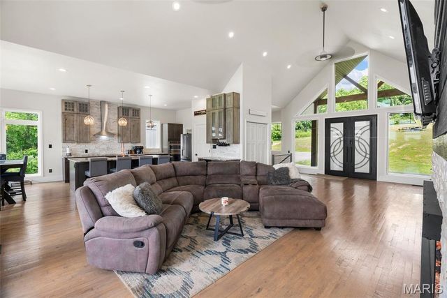 22206 Tree Farm Road, Hermann, MO 63383