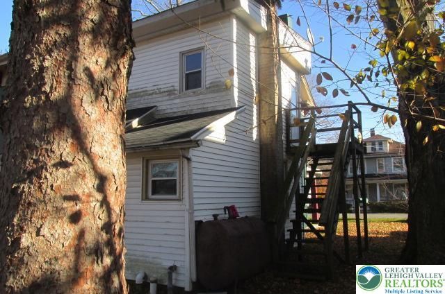 2376 North Delaware Drive, Upper Mt Bethel Twp, PA 18343