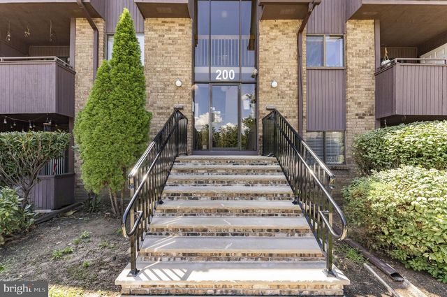 234 WOODMILL DR, Cranbury, NJ 08512