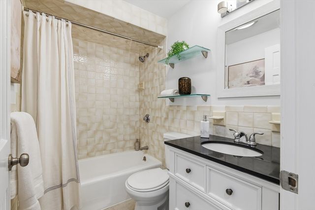 133 Beacon St 1, Chelsea, MA 02150