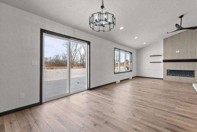 378 PAULS PLACE, Oshkosh, WI 54904