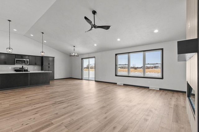 378 PAULS PLACE, Oshkosh, WI 54904