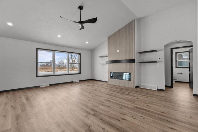 378 PAULS PLACE, Oshkosh, WI 54904