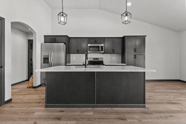 378 PAULS PLACE, Oshkosh, WI 54904