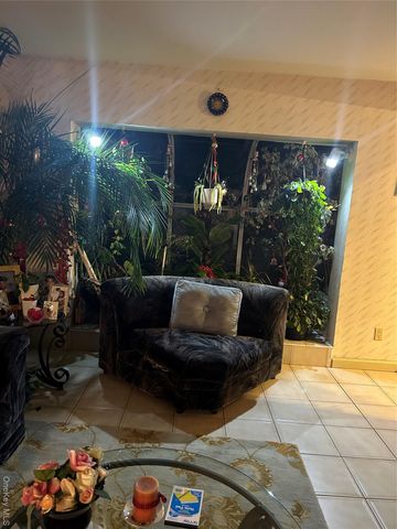 527 Willow Street, South Hempstead, NY 11550