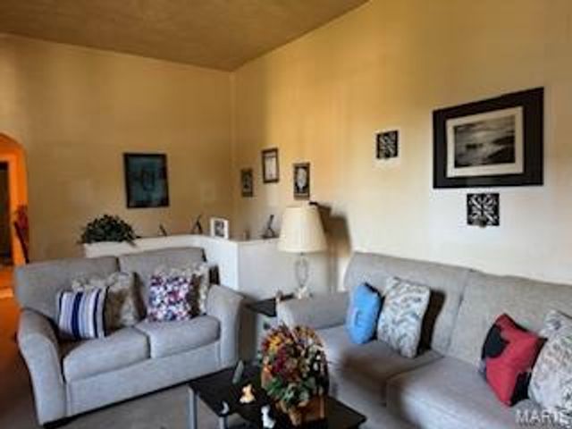 334 Horn Avenue, St Louis, MO 63125