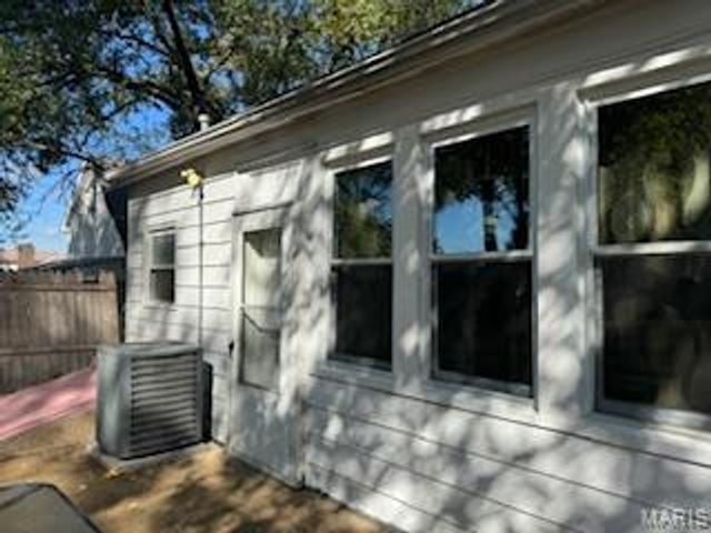 334 Horn Avenue, St Louis, MO 63125