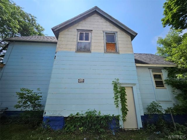 2430 Midland Avenue, Syracuse, NY 13205