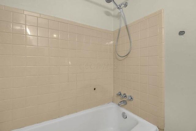 5690 Beechcroft Road, B, Columbus, OH 43229