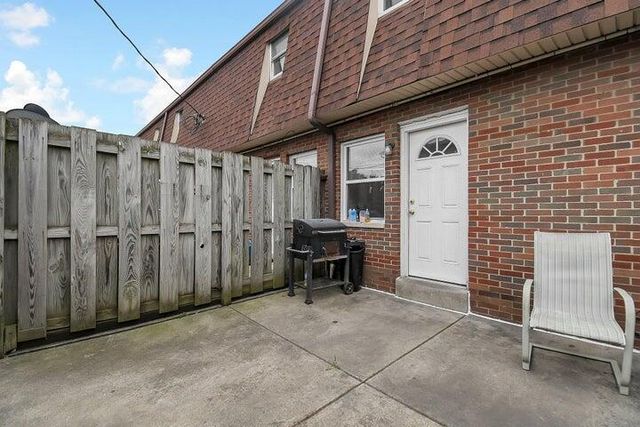5690 Beechcroft Road, B, Columbus, OH 43229