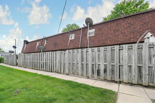 5690 Beechcroft Road, B, Columbus, OH 43229