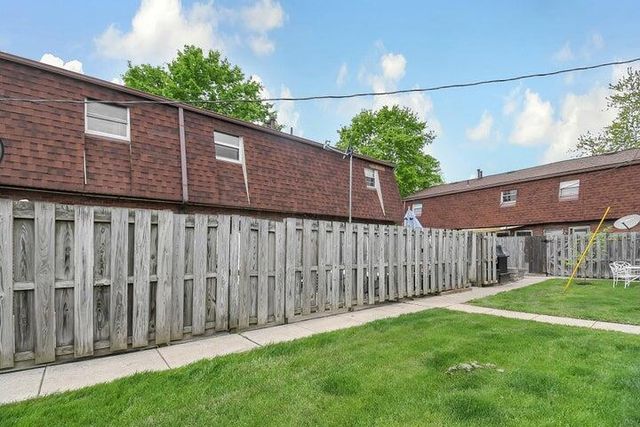 5690 Beechcroft Road, B, Columbus, OH 43229