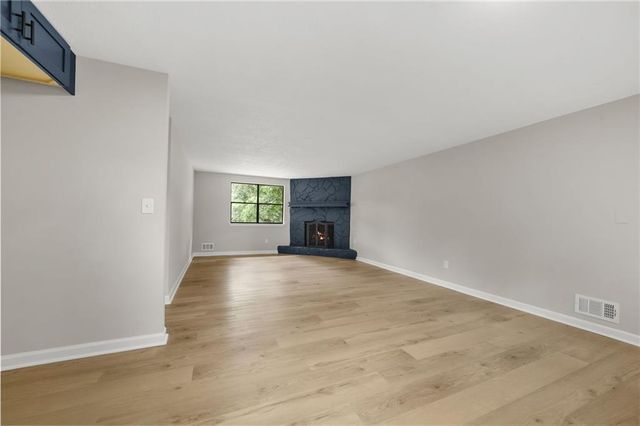125 Woodbine Drive, Carrollton, GA 30117