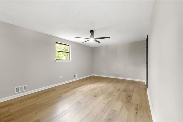 125 Woodbine Drive, Carrollton, GA 30117