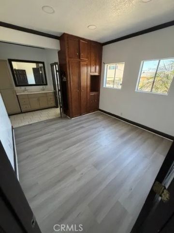 1151 W 90th St, Los Angeles, CA 90044