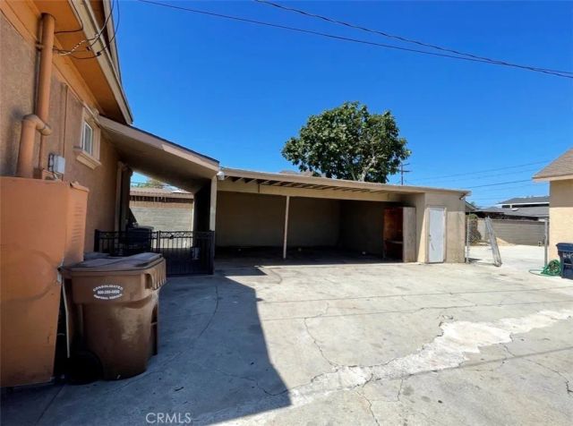 1151 W 90th St, Los Angeles, CA 90044
