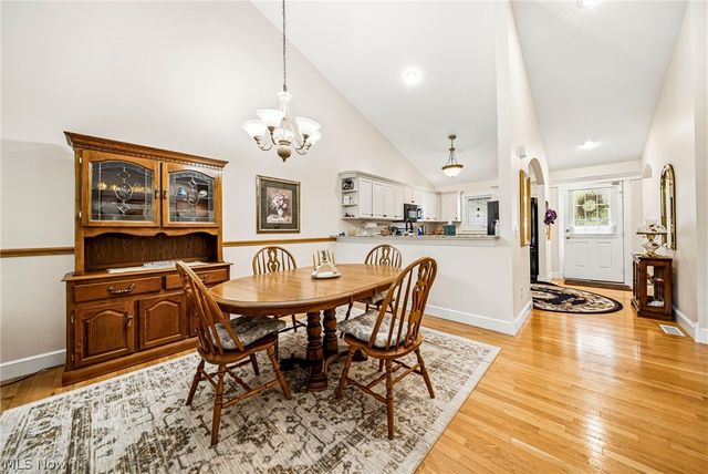 6871 Auburn Road 5, Concord Twp, OH 44077