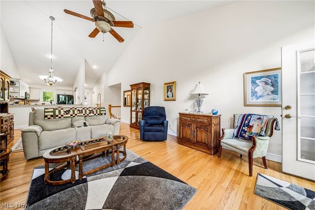 6871 Auburn Road 5, Concord Twp, OH 44077