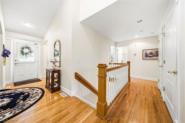 6871 Auburn Road 5, Concord Twp, OH 44077