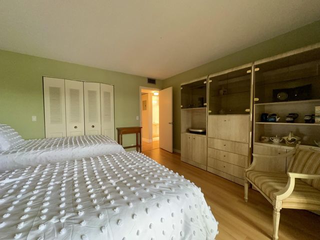 213 Somerset K, West Palm Beach, FL 33417