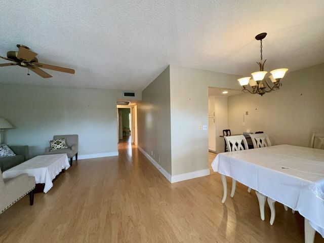 213 Somerset K, West Palm Beach, FL 33417