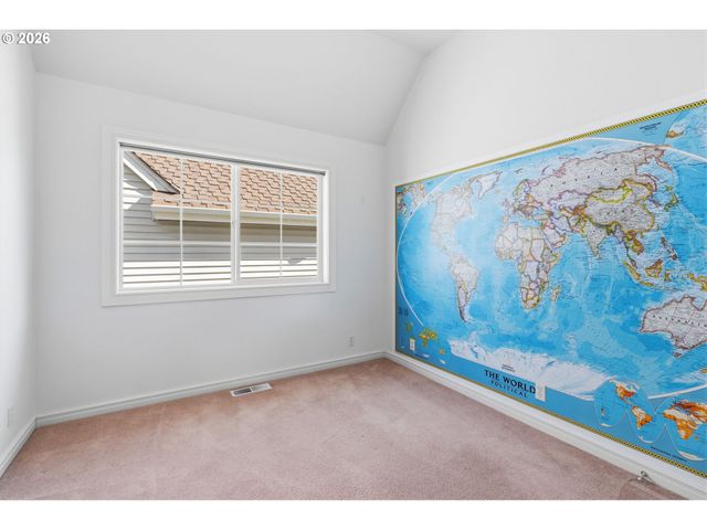 482 COVEY Ln, Eugene, OR 97401