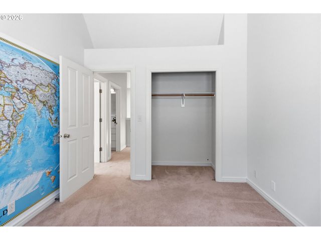 482 COVEY Ln, Eugene, OR 97401