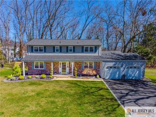 13 Bosko Drive, East Brunswick, NJ 08816