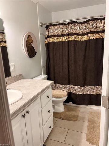 814 Parkwood Street, Burlington, NC 27215