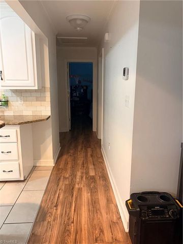 814 Parkwood Street, Burlington, NC 27215