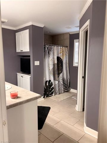 814 Parkwood Street, Burlington, NC 27215